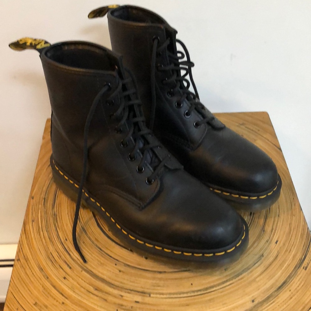Doc Martins Air Wair Boots